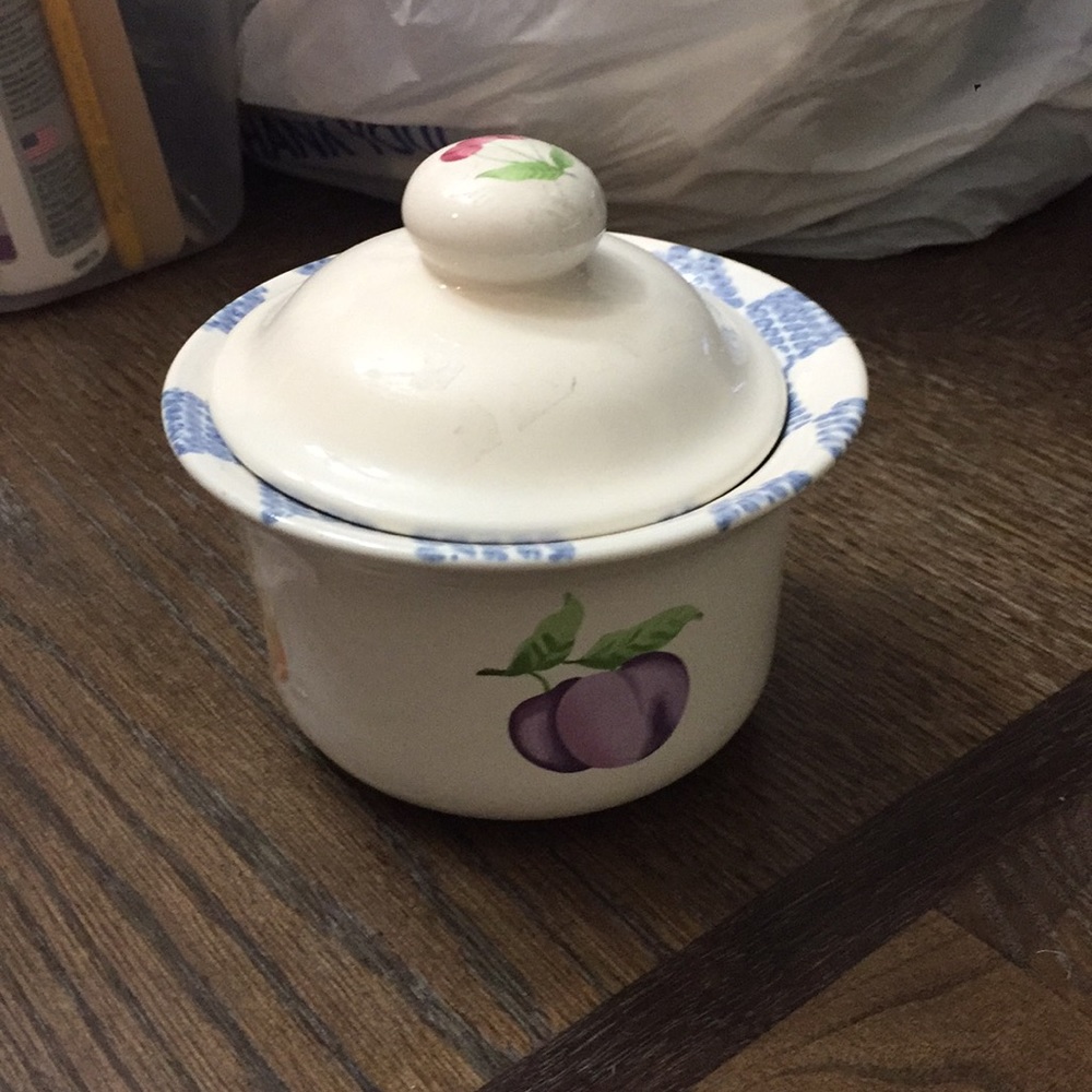 Sugar jar